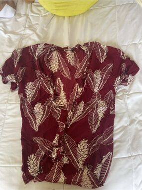 Sig Zane Burgundy Off-Shoulder Floral Leaf Blouse